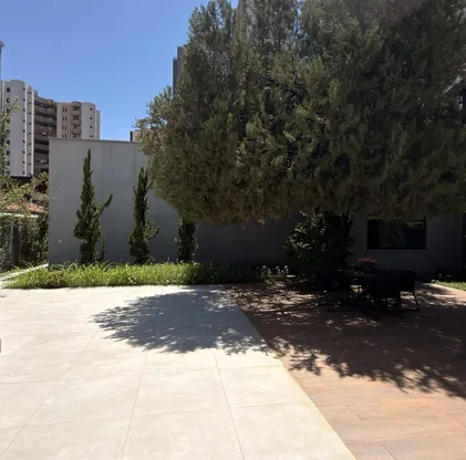 Área central do espaço, ao ar livre